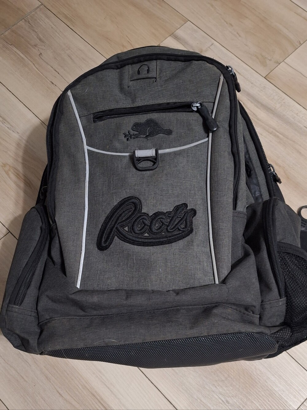 Roots Gray Backpack - Roots Logo